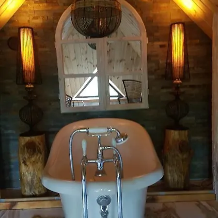 Babie Lato . * Brudnow