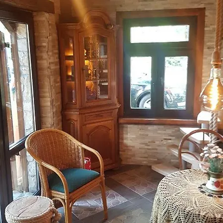 Babie Lato . * Brudnow