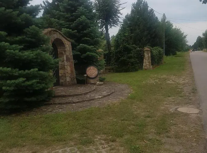 Dom wakacyjny Babie Lato . Brudnow