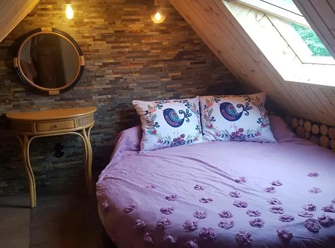 Dom wakacyjny Babie Lato . *