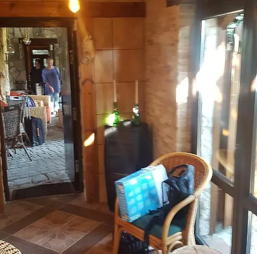 Dom wakacyjny Babie Lato . Brudnow