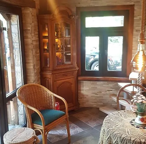 Babie Lato . * Brudnow